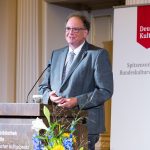 Deutsche Kulturpolitikpreis des Deutschen Kulturrates an Dr. Josef Schuster